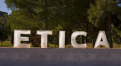 Etica___daniel_reyes_le_c3_b3n